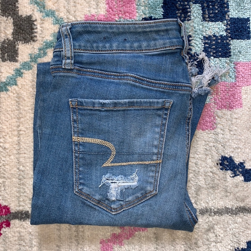 American eagle high rise jean